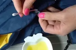 کاپشن پاره شده را با سفیده تخم مرغ درست کن | 4 ترفند کاپشنی که عمرا نمی دانید +ویدئو