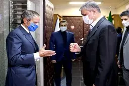 اسلامی: مذاکرات سازنده بود | با گروسی برای تعویض کارت‌های حافظه دوربین‌های نظارتی توافق کردیم