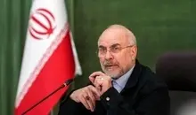 روایت قالیباف از نحوه تصمیم‌گیری برای اعلام شهادت رهبر انقلاب | یک ساعت بعد از بمباران متوجه شهادت رهبری شدیم | ساعت ۱۰ شب چون نباید مسئولان در کنار هم باشند پراکنده شدیم | با آقای لاریجانی دو نفری تصمیم گرفتیم وقت سحر خبر را اعلام کنیم