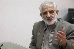 شهردار مردد نمی تواند برنامه ها را به خوبی پیش ببرد 