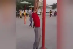 از سرعت ورزش کردن این مرد میشود برق تولید کرد!+ویدئو