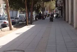 بهره برداری از پیاده روها 