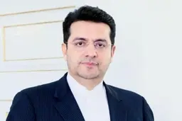 ابهام در عملکرد سفیر ایران در باکو