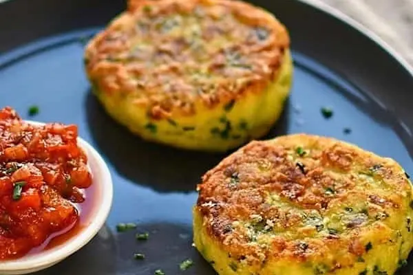 ناهار  کوکو سیب زمینی و پیازچه درست کن، محشر میشه | طرز تهیه کوکو سیب زمینی و پیازچه خوشمزه و مخصوص