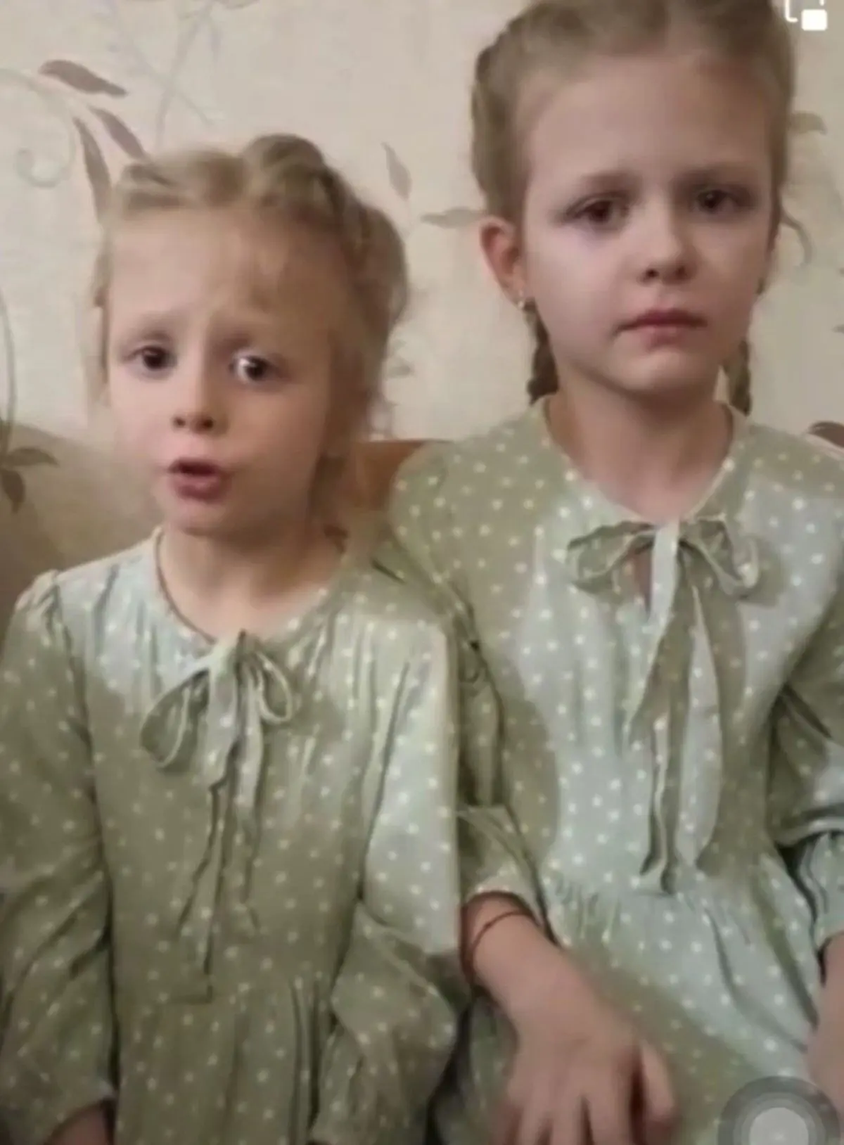 ترانه‌ی دخترکان اوکراینی درباره‌ی جنگ+ویدئو