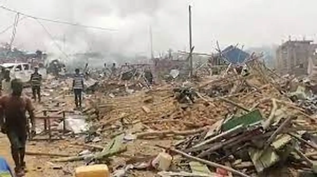 انفجار مهیب در غرب غنا با ده‌ها کشته و زخمی+ویدئو