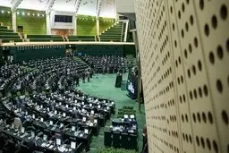 مجلس شهید سلیمانی و یک داستان تکراری 