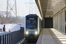 اختلال در خط ۳ مترو تهران |  مشکل برطرف شد، سرویس‌دهی بدون مشکل در خط ۳ مترو انجام می‌شود