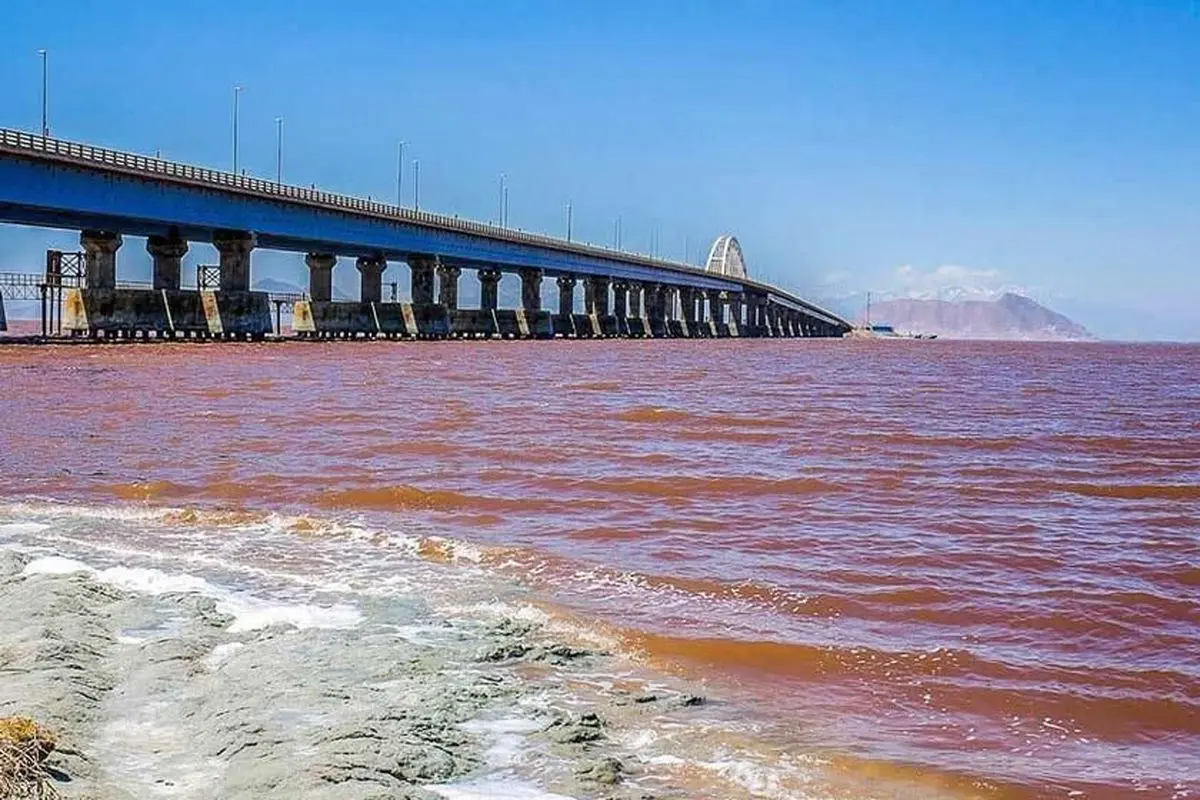 
افزایش 8 برابری  آب دریاچه ارومیه 