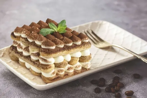 طرز تهیه تیرامیسو قهوه | تیرامیسو به این می‌گن +ویدئو