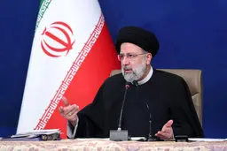  سه اصل مد نظر دولت در اجرای تصمیمات مهم اقتصادی  | مردم در جریان تصمیمات دولت قرارمیگیرند 