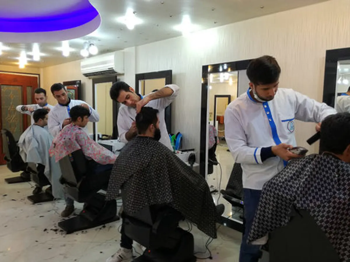 پلیس: فعالیت آرایشگاه ها، باشگاه‌های ورزشی و قلیانسرا‌ها همچنان ممنوع است 