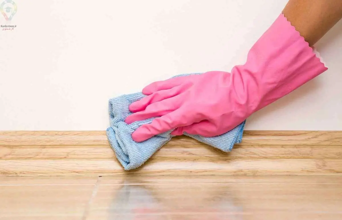 راهکاری ساده برای تمیز کردن قرنیزهای خانه | چگونه قرنیزها را تمیز کنیم؟