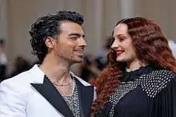 ضربه آخر سوفی ترنر که باعث جدایی جو جوناس از او شد | دلایل اصلی جدایی سوفی و جوناس