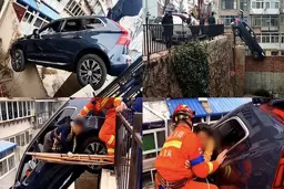  فشار اشتباه پدال گاز کار دست یک زن داد!+ویدئو