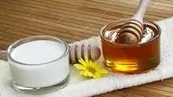 حل کردن عسل در شیر و آبجوش مثمر ثمر است؟| خواص خوردن عسل با شیر 