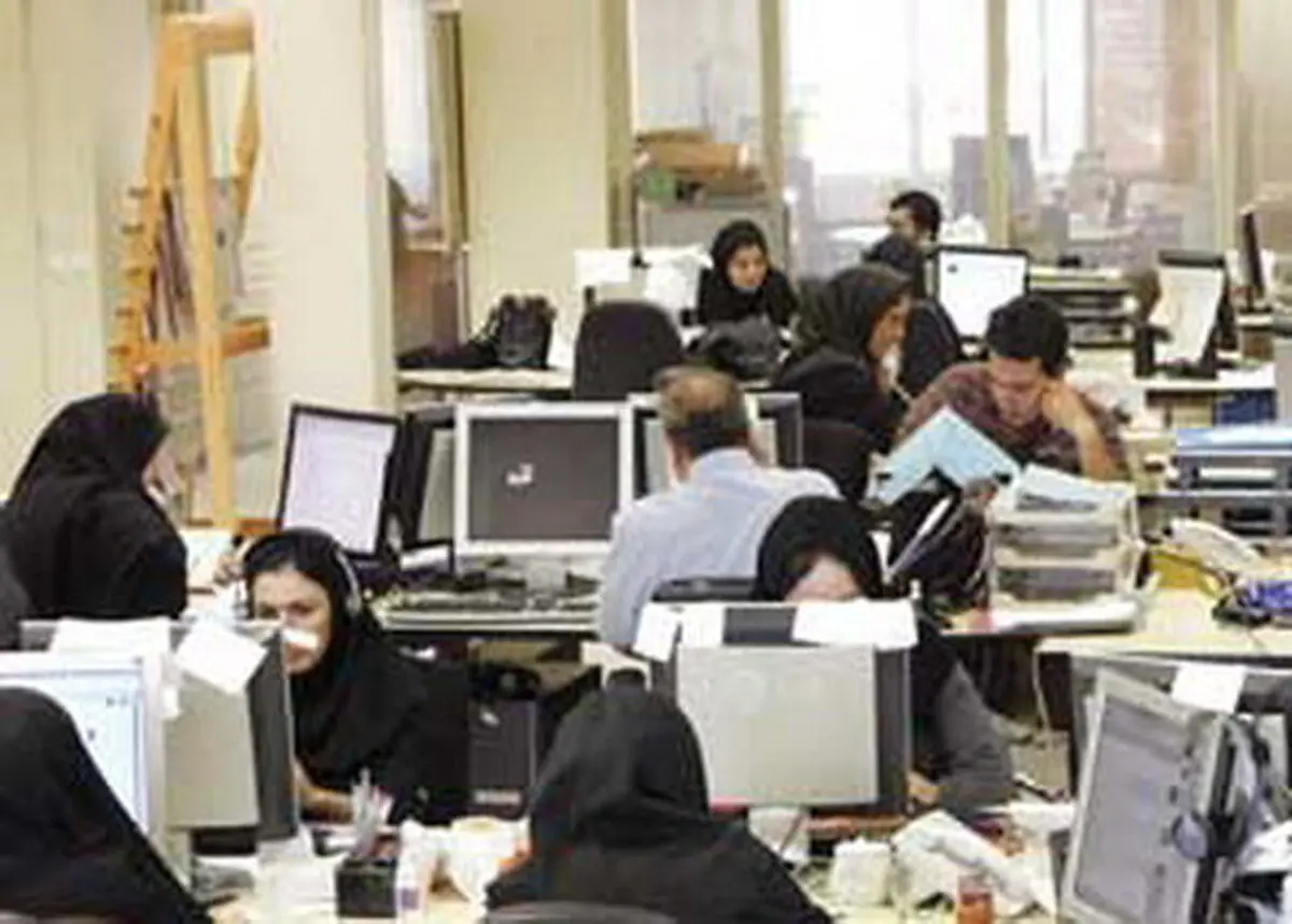 تاثیر کرونا بر زنان شاغل؛ از هر ۴ زن یک نفر به فکر تغییر یا رها کردن شغلش افتاده