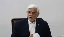 عارف: بنزین ۱۰ هزار تومانی قرار بود در دهه نخست اسفند اجرایی شود
