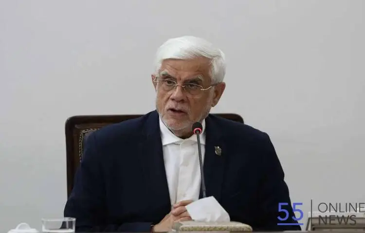 عارف: بنزین ۱۰ هزار تومانی قرار بود در دهه نخست اسفند اجرایی شود
