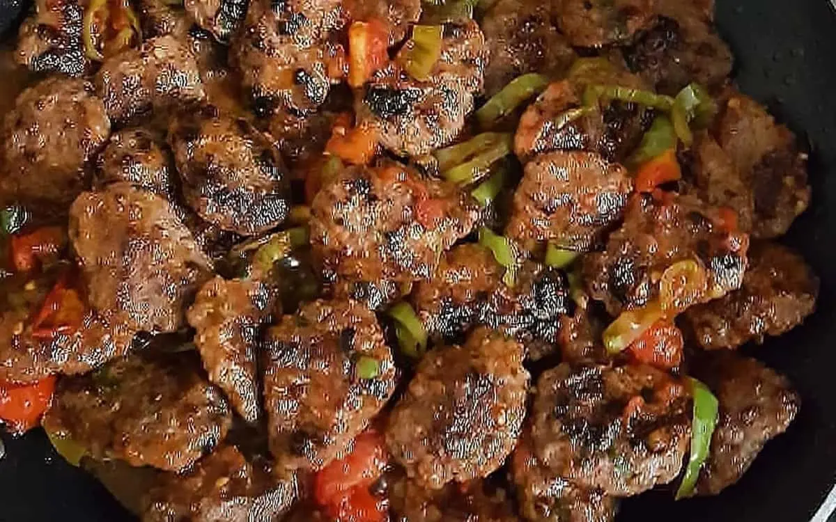 طرز تهیه کوفته استانبولی با روشی ویژه | راز آبدار ماندن گوشت فاش شد! +ویدئو
