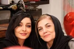سنگ تمام همسر “ساره بیات” برای تولد دخترش + عکس