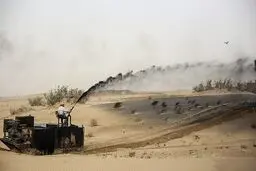 توقف مالچ‌پاشی نفتی، مطالبه استانداری خوزستان از سازمان محیط زیست 