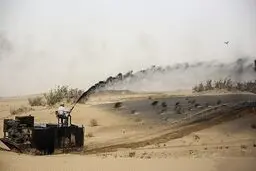 توقف مالچ‌پاشی نفتی، مطالبه استانداری خوزستان از سازمان محیط زیست 