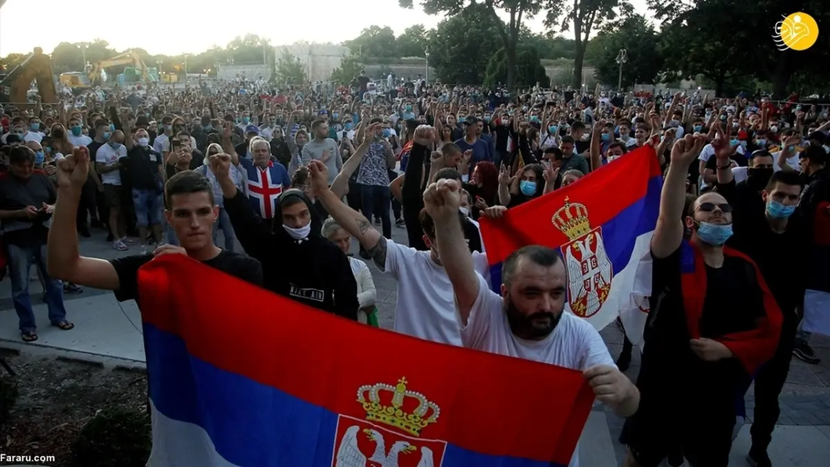 درگیری  پلیس صربستان با معترضان به خشونت کشیده شد. 