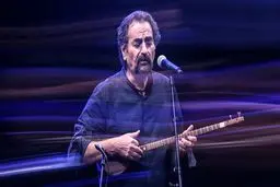 شهرام ناظری از بیمارستان مرخص شد