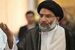 امام جمعه اهواز: مذاکره با آمریکا در حیطه اختیارات مقام معظم رهبری است و ما نباید دخالت کنیم