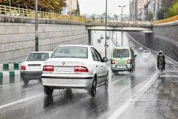 پدیده خطرناک هیدروپلنینگ در زمان رانندگی چیست؟ | ویدئوهایی از نمونه تصادفات ناشی از هیدروپلنینگ
