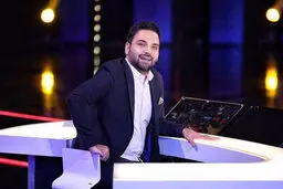 خب احسان علیخانی هم برای برنامه عصر جدید ، مجوزش را از همانجایی می گرفت که مهران مدیری گرفت!