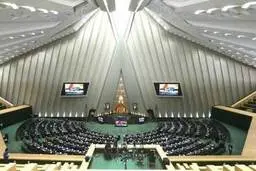 چرا مجلس، جوانان را از کاندیداتوری در ۱۴۰۰ منع کرد؟ | حداقل سن ثبت نام برای کاندیداتوری 40 سال تمام شمسی