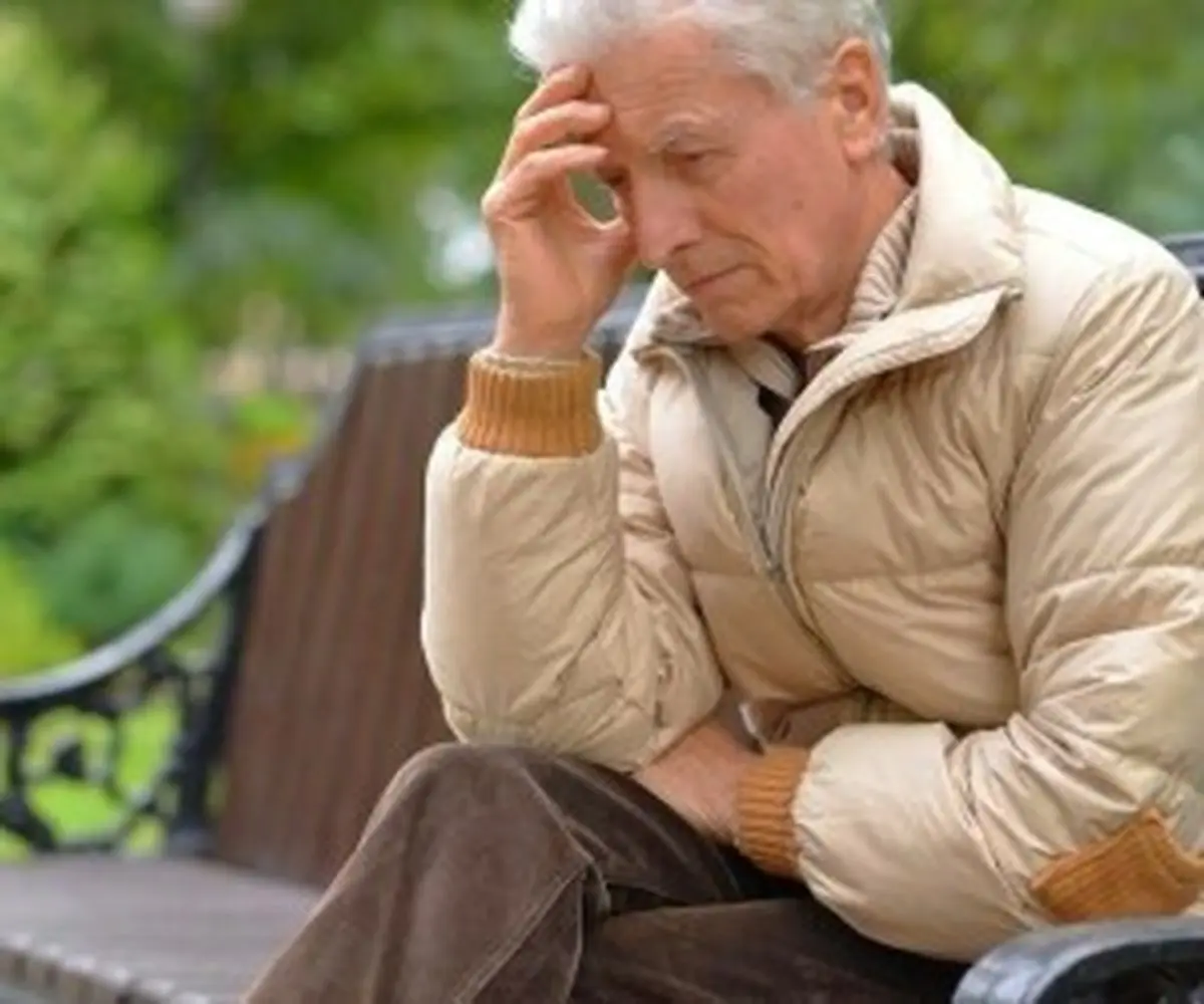 9 علامت نگران کننده درمورد والدین سالمندتان