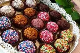 بدون نیاز به پختن، شیرینی خوشمزه برای مهمونات درست کن |  طرز تهیه شیرینی بدون پخت ساده و مجلسی + ویدئو