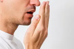 چیکار کنیم دهن مون بو نده؟ | راهکارهایی برای جلوگیری از بوی بد دهان +ویدئو