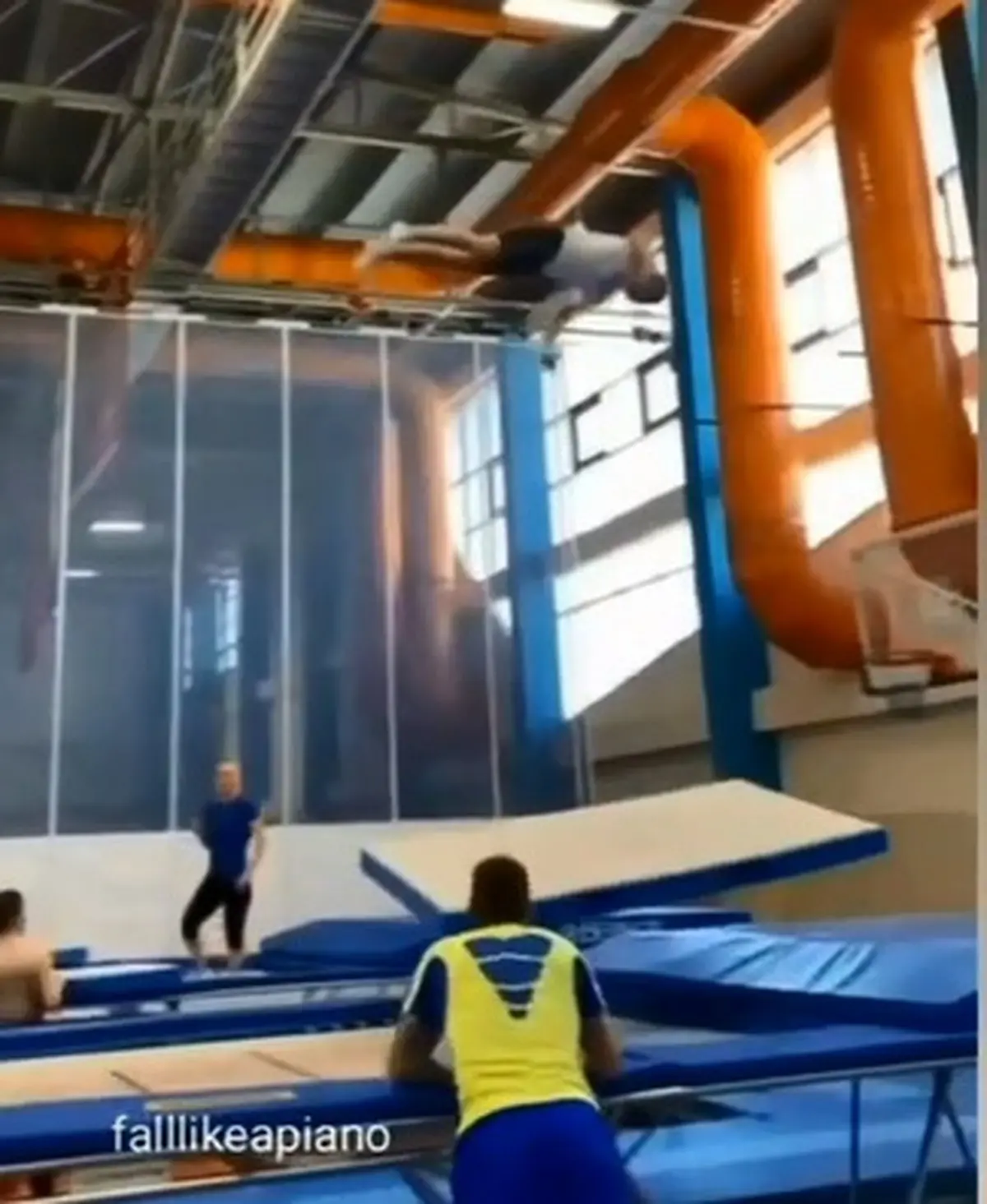 نجات معجزه آسای یک ورزشکار | از قطع نخاع گریخت! + ویدیو