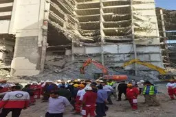 رئیسی به آبادان رفت | گفت‌وگو مردم آبادان با رئیس جمهور+ ویدئو