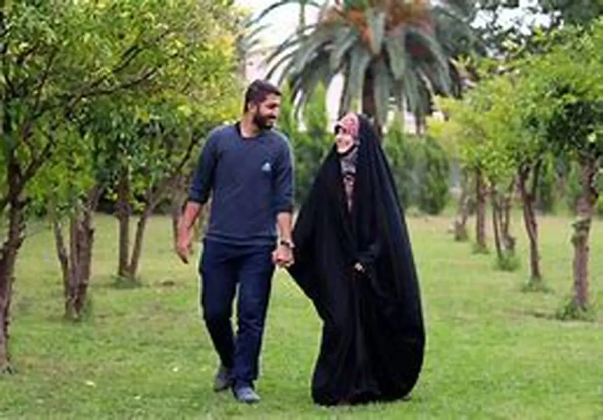 تبلیغ عجیب مجری صداوسیما برای سایت همسریابی روی آنتن زنده +ویدئو