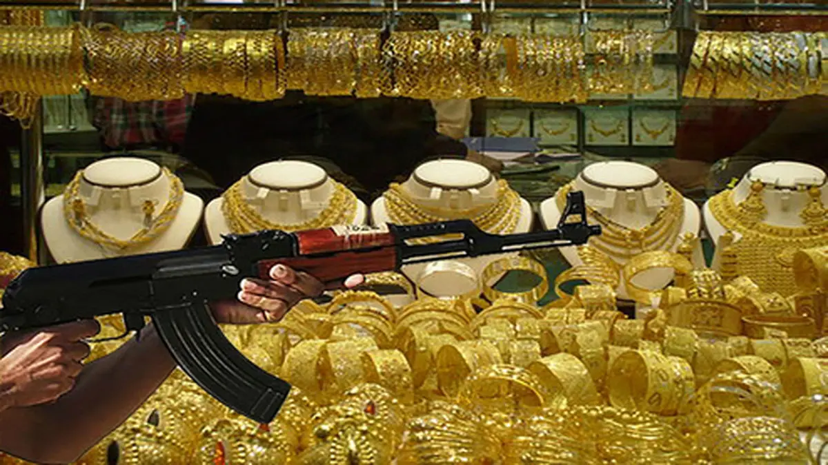 سارقان مسلح به یک مغازه طلافروشی در کرج دستبرد زدند