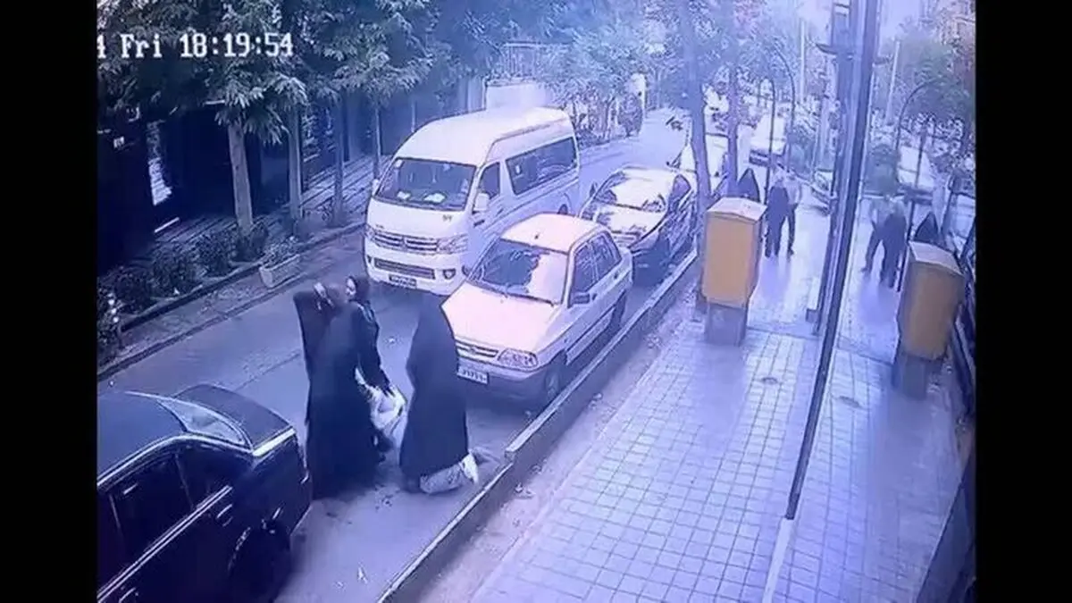 توضیح پلیس پایتخت درباره ویدئوی منتشر شده از خیابان وطن‌پور | تذکر های بی پایان به پوشش نامناسب +ویدئو