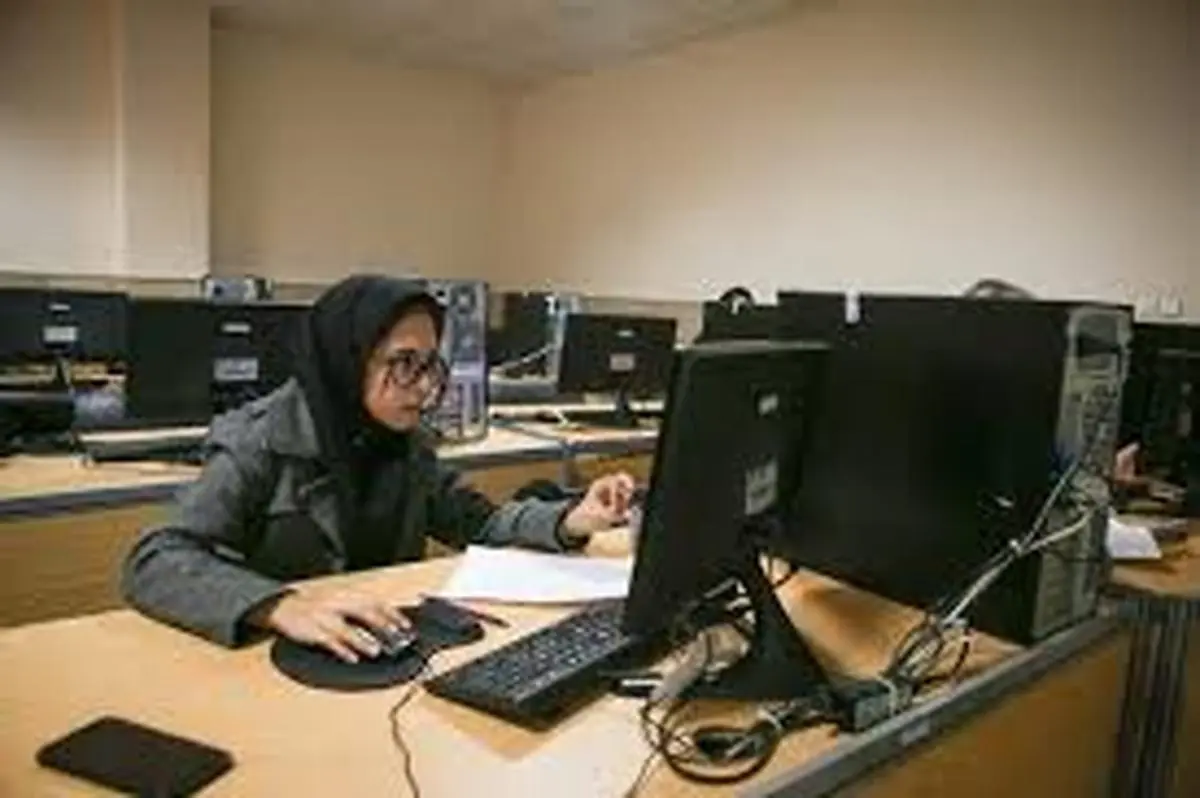  برگزاری امتحانات مجازی در واحدهای استان تهران دانشگاه آزاد