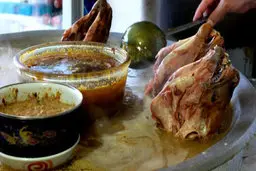 کله پاچه بخوریم یا نه ؟ | مضرات خوردن کله پاچه | کله پاچه چه بلایی سر بدن می آورد