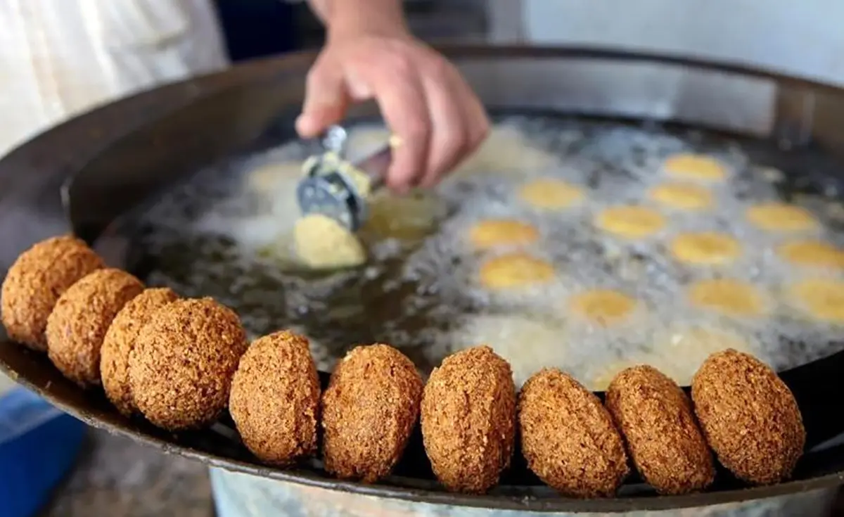 ساندویچ باگتی برای پولدارها، ساندویچ لواشی برای بی پول ها!
