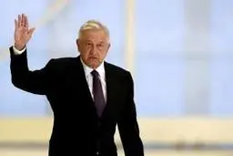  واکسن : اولین کسی خواهم بود که واکسینه خواهد شد