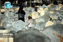  سنگ قبر‌های ایستاده درقبرستان تاریخی سفیدچاه 