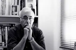 محمدعلی بهمنی در بخش مراقبت‌های ویژه | وضعیت نگران‌کننده شاعر مشهور بعد از خون‌ریزی مغزی