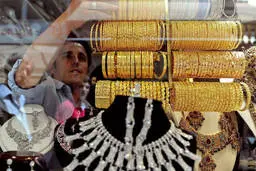 قیمت طلا، سکه و دلار؛ توقف معاملات بازار در اولین روز هفته