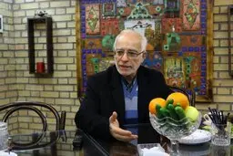 اگر صنعت هسته ای نابود شده، پس چه طور سانتریفیوژ ها پیشرفته الان کار می کند؟