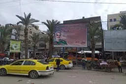 غزه با تصاویر شهید سلیمانی آراسته شد + عکس